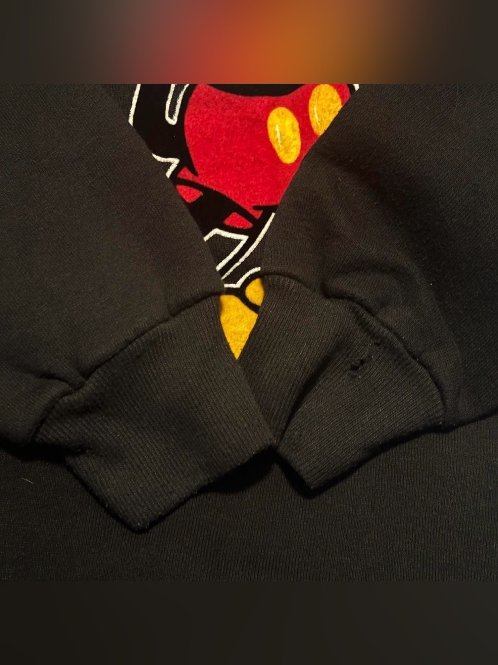 Vtg 80s Mickey Mouse Disney Crewneck Sweatshirt Black Flocked Graphic Sz M READ - Picture 3 of 6